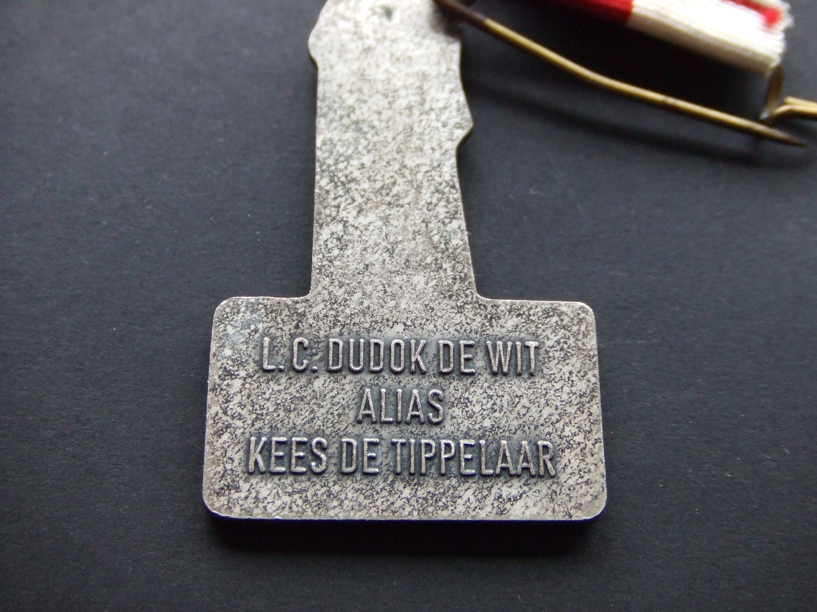 Dudok de Wit alias Kees de Tippelaar wandeltocht voor het gebrekkig kind (2)
